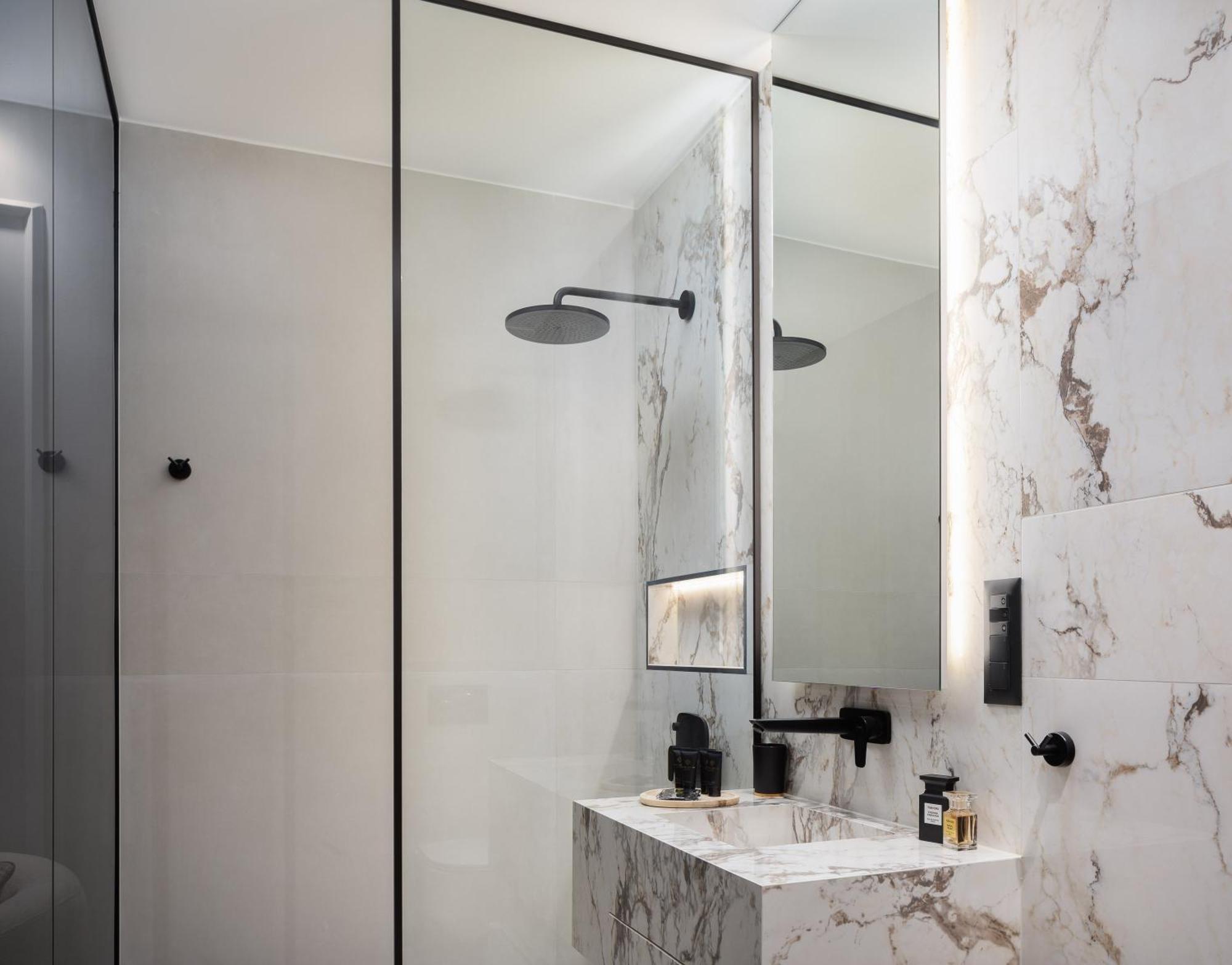 Pensión Luxury Le Prestige Few Minutes From Split's Iconic Waterfront *