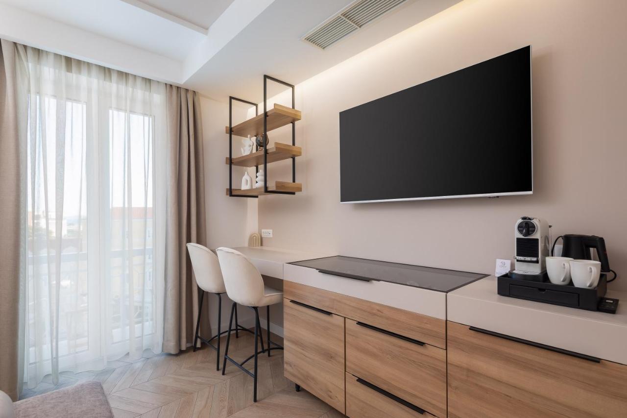 Luxury Le Prestige Few Minutes From Split's Iconic Waterfront Pensiune