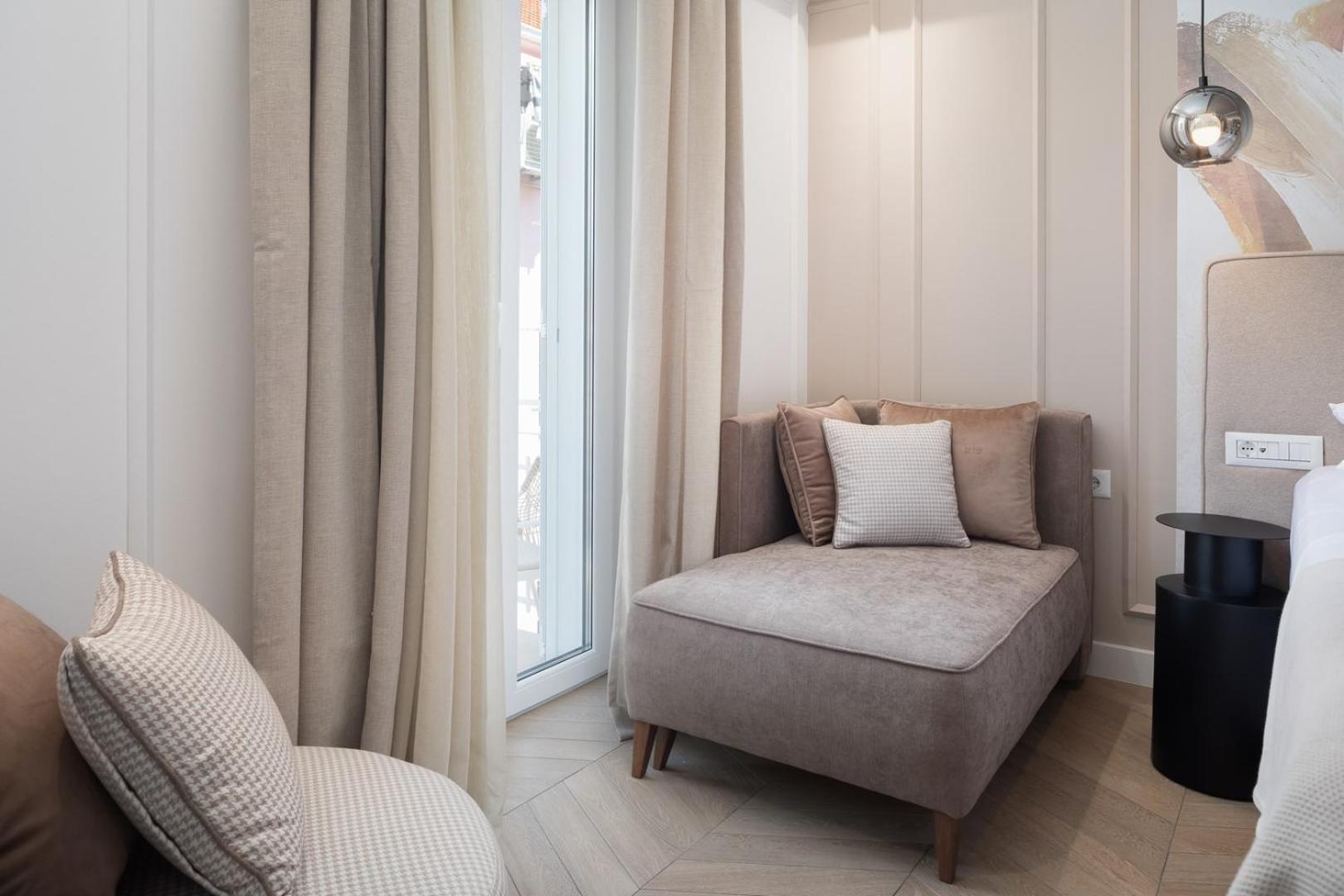 Luxury Le Prestige Few Minutes From Split's Iconic Waterfront *