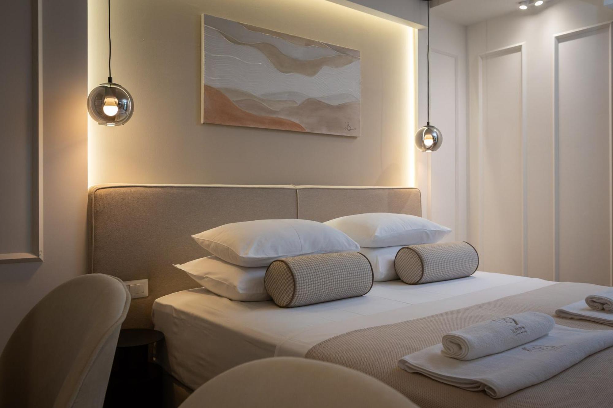 Pensiune Luxury Le Prestige Few Minutes From Split's Iconic Waterfront Split